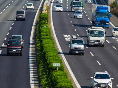 大手交通機関 高速道路保守点検管理システム開発